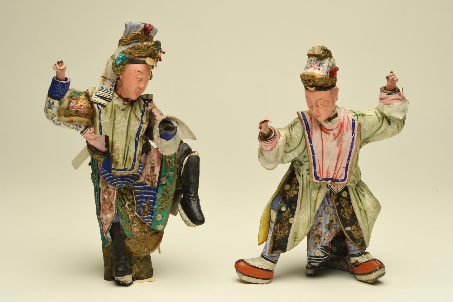 Museo del Tessuto due personaggi teatrali Collezione Chini