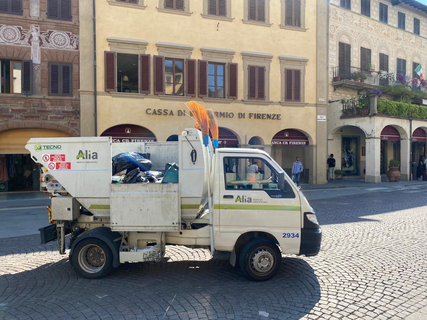 Mezzo di servizio Alia a Figline e Incisa Valdarno (Fonte foto Alia spa)