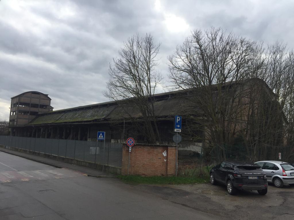 il paraboloide dell'ex industria chimica