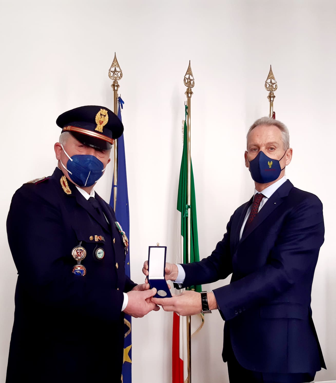Sost. Commissario Sergio Riccio va in pensione: il saluto del Questore Maurizio Auriemma - fonte Comunicato Stampa