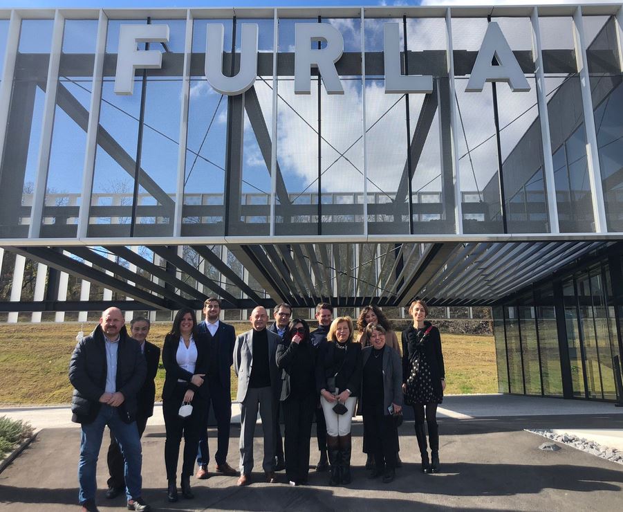Amministratori in visita allo stabilimento Furla