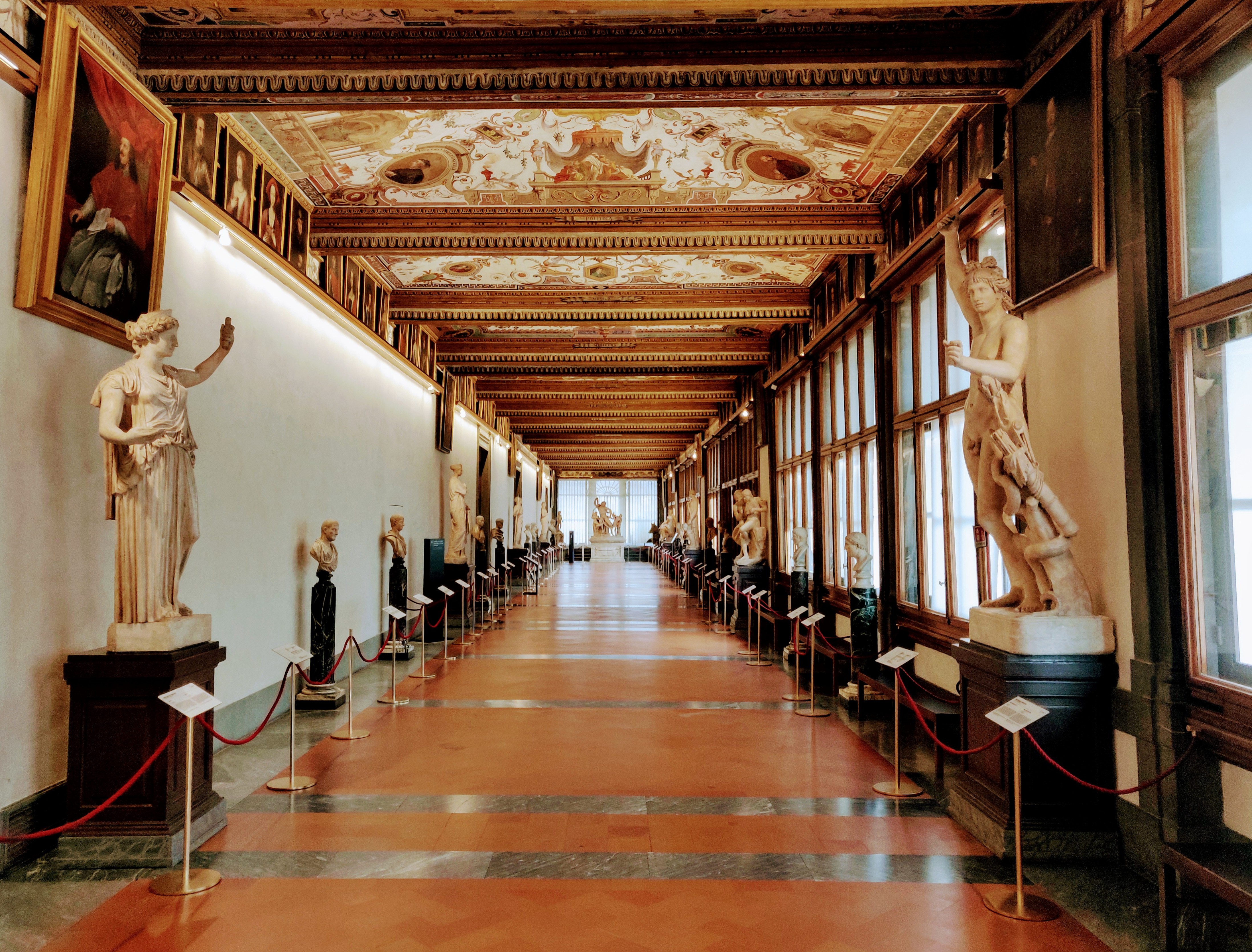 Uffizi terzo corridoio