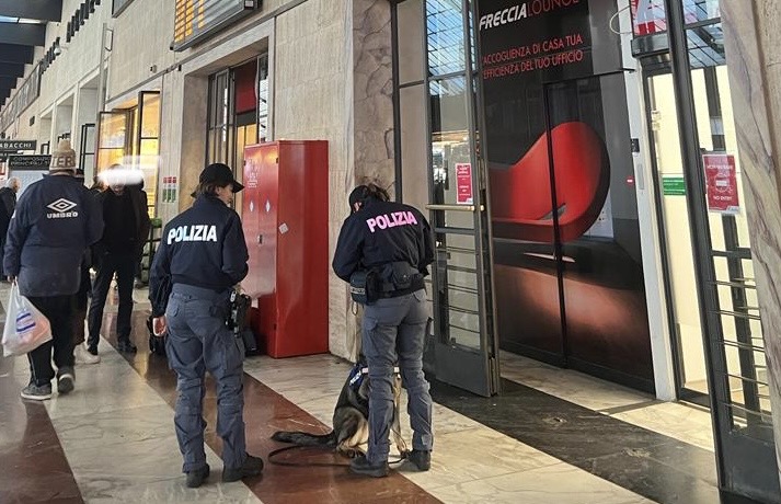 Controlli da parte della Polizia di Stato (fonte foto da comunicato)