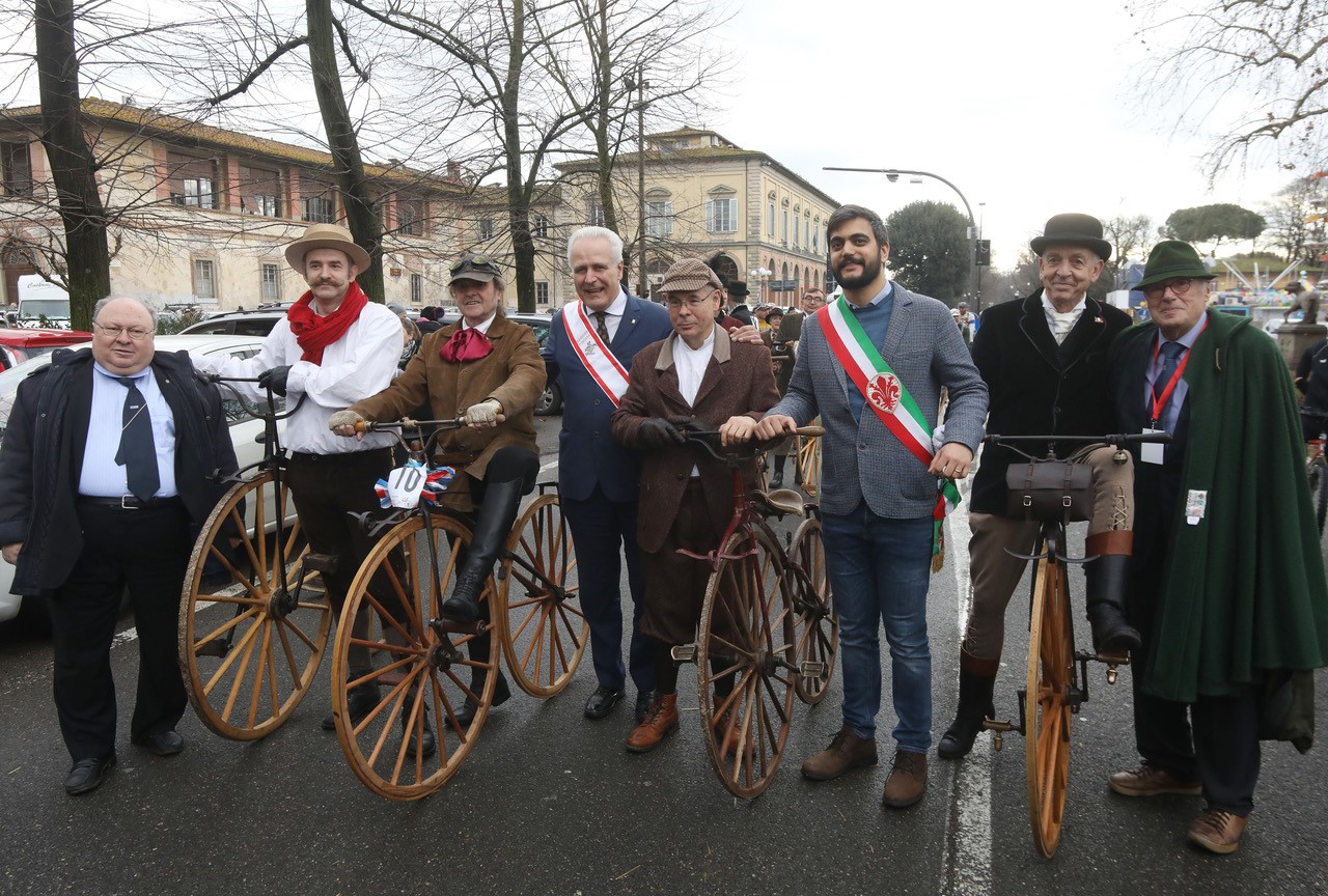 RIEVOCAZIONE CICLISMO
