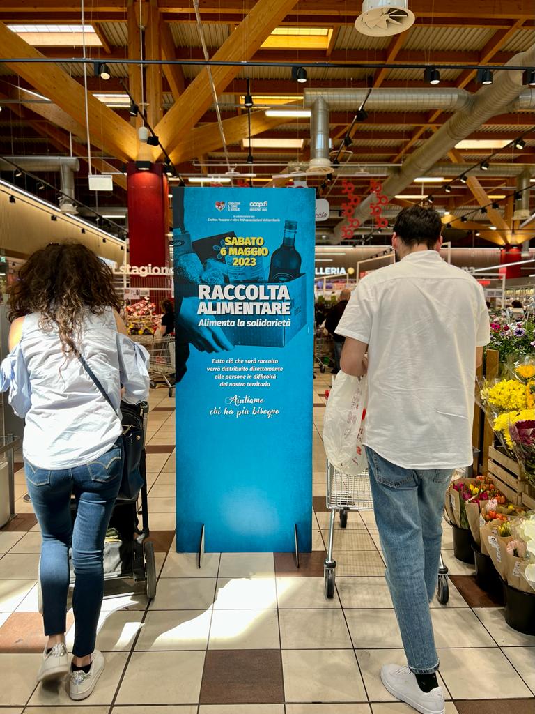 Raccolta alimentare (foto da comunicato stampa)