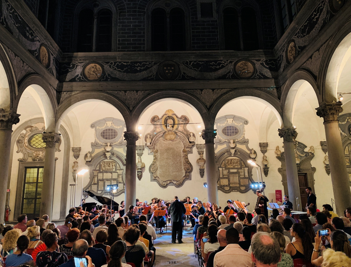 Orchestra Fiorentino Cortile di Michelozzo di Palazzo Medici Riccardi (Fonte foto Orchestra da Camera Fiorentina)