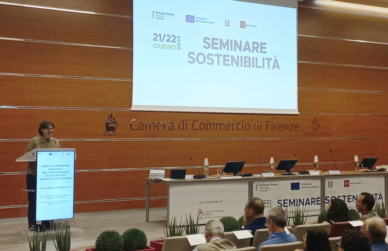Saccardi conferenza agricoltura (Fonte foto Regione Toscana)