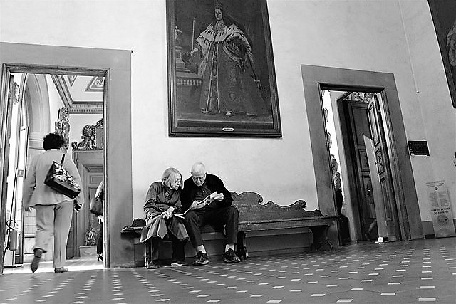 Famiglie restino vicini agli anziani e prudenza sul lavoro (foto Antonello Serino - Met. Ufficio Stampa)