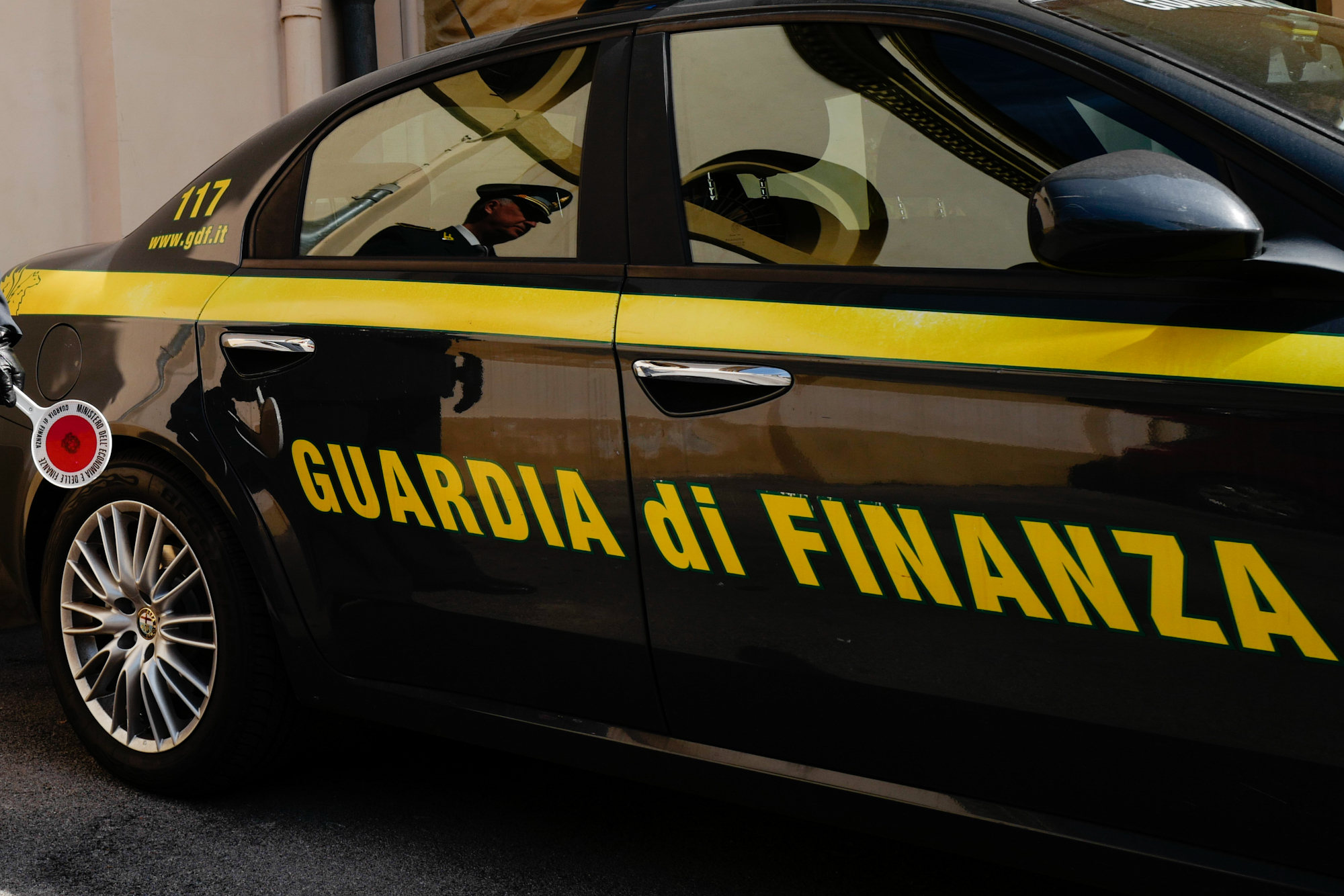 Guardia di Finanza: intensificati i controlli sulla trasparenza dei prezzi dei carburanti (Fonte foto GdF)