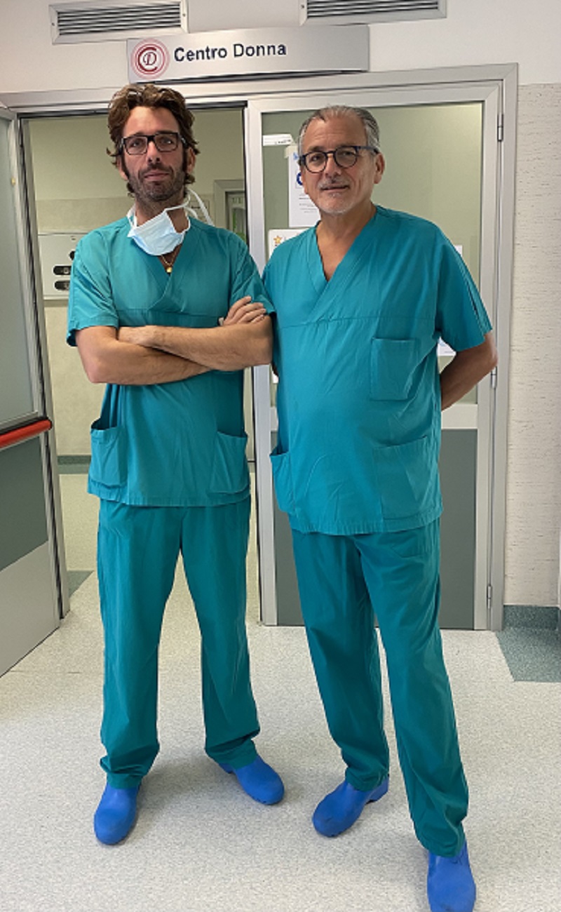 Il dr Lorenzo Cali Cassi e il dr Luis Jose’ Sanchez (Fonte foto Ausl Toscana Centro)