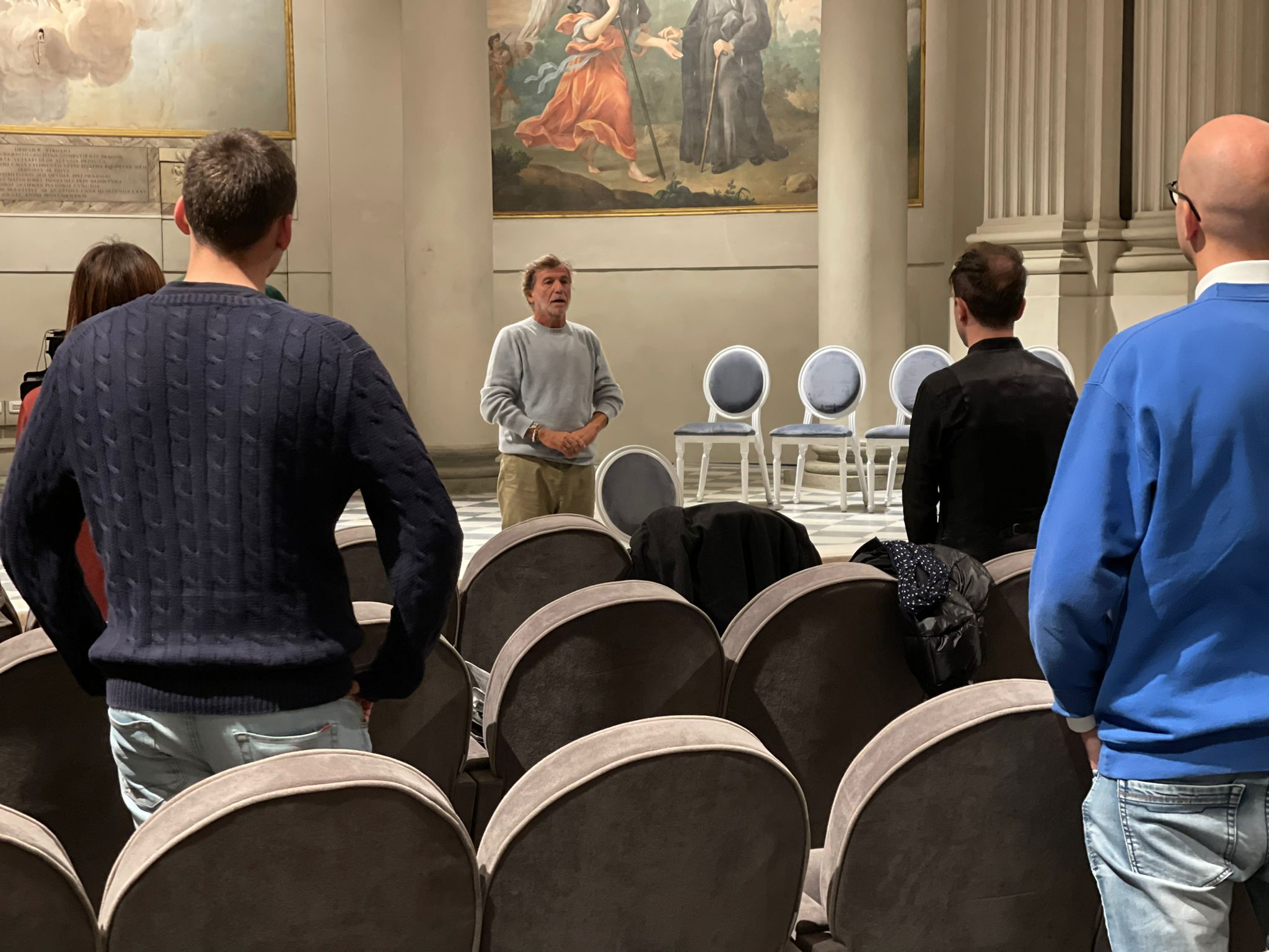 Il corso di regia di Massimo Luconi nella Sala della musica della Fondazione Zeffirelli (Fonte foto Fondazione Zeffirelli)