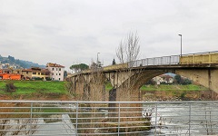 Ponte sull’Arno fra Montelupo e Capraia (foto Antonello Serino - Met Ufficio Stampa)