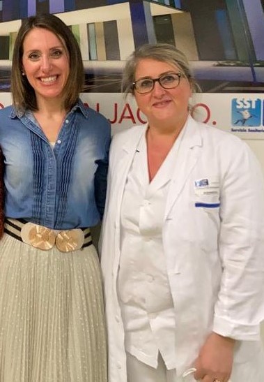 La dottoressa Giada con l'infermiera coordinatrice Margelli (Fonte foto Ausl Toscana Centro)