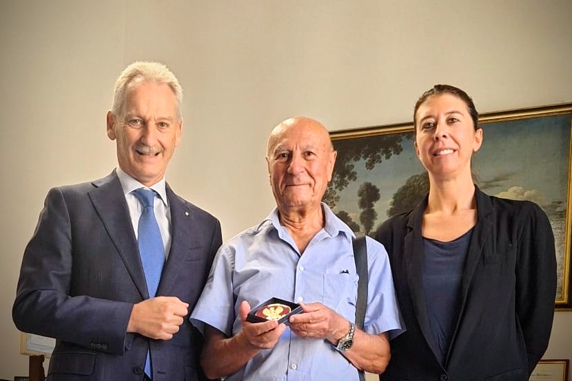 Ringraziamenti alla Polizia di Stato QFI (Fonte foto Polizia di Stato)