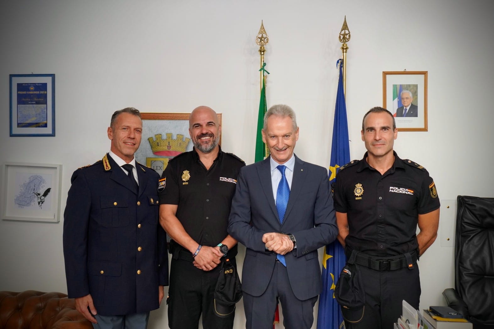 Il Questore di Firenze e la Polizia spagnola (Fonte foto Polizia di Stato)