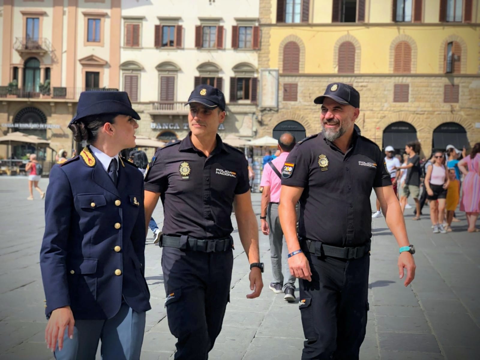 Polizia spagnola in centro a Firenze (Fonte foto Polizia di Stato)