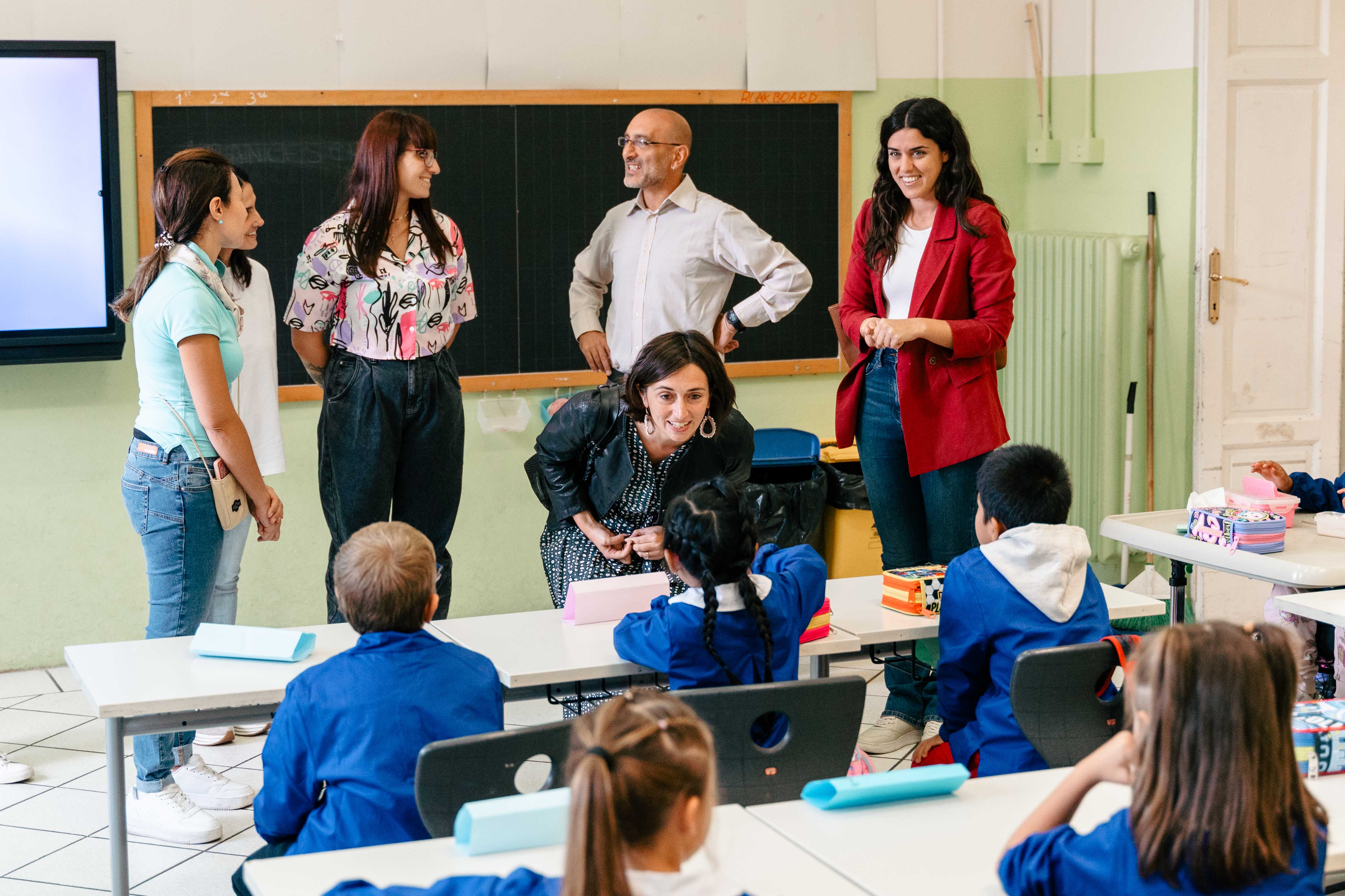 Visita alle scuole dell'assessora all’Istruzione Sara Martini e della vicesindaca Claudia Pecchioli (Fonte foto Comune di Sesto Fiorenitno)