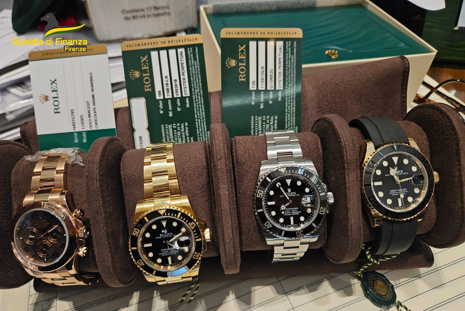 Gli orologi sequestrati (Fonte Foto Sala stampa Guardia di Finanza)