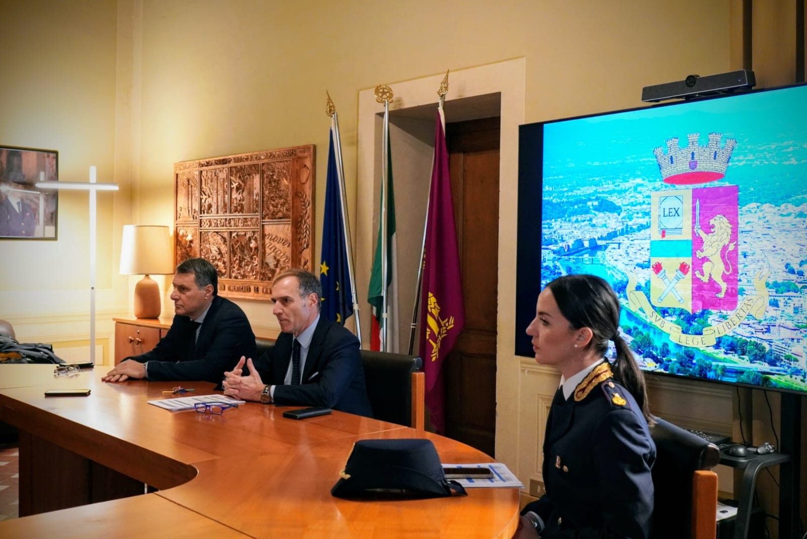 L'incontro con la stampa (Fonte foto Questura di Firenze)