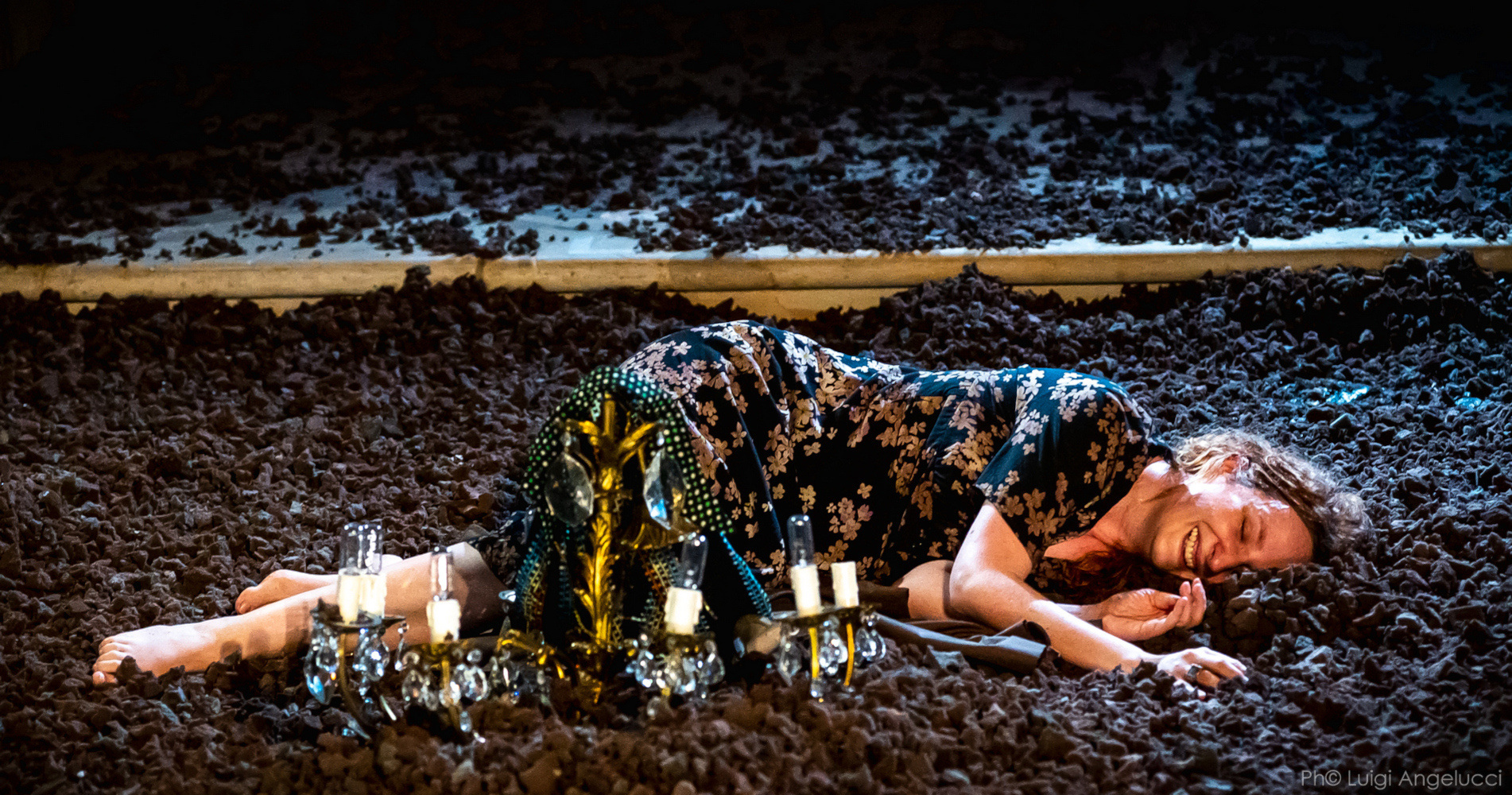 Anna Cappelli (Ph. Luigi Angelucci - Fonte Fondazione Teatro della Toscana)