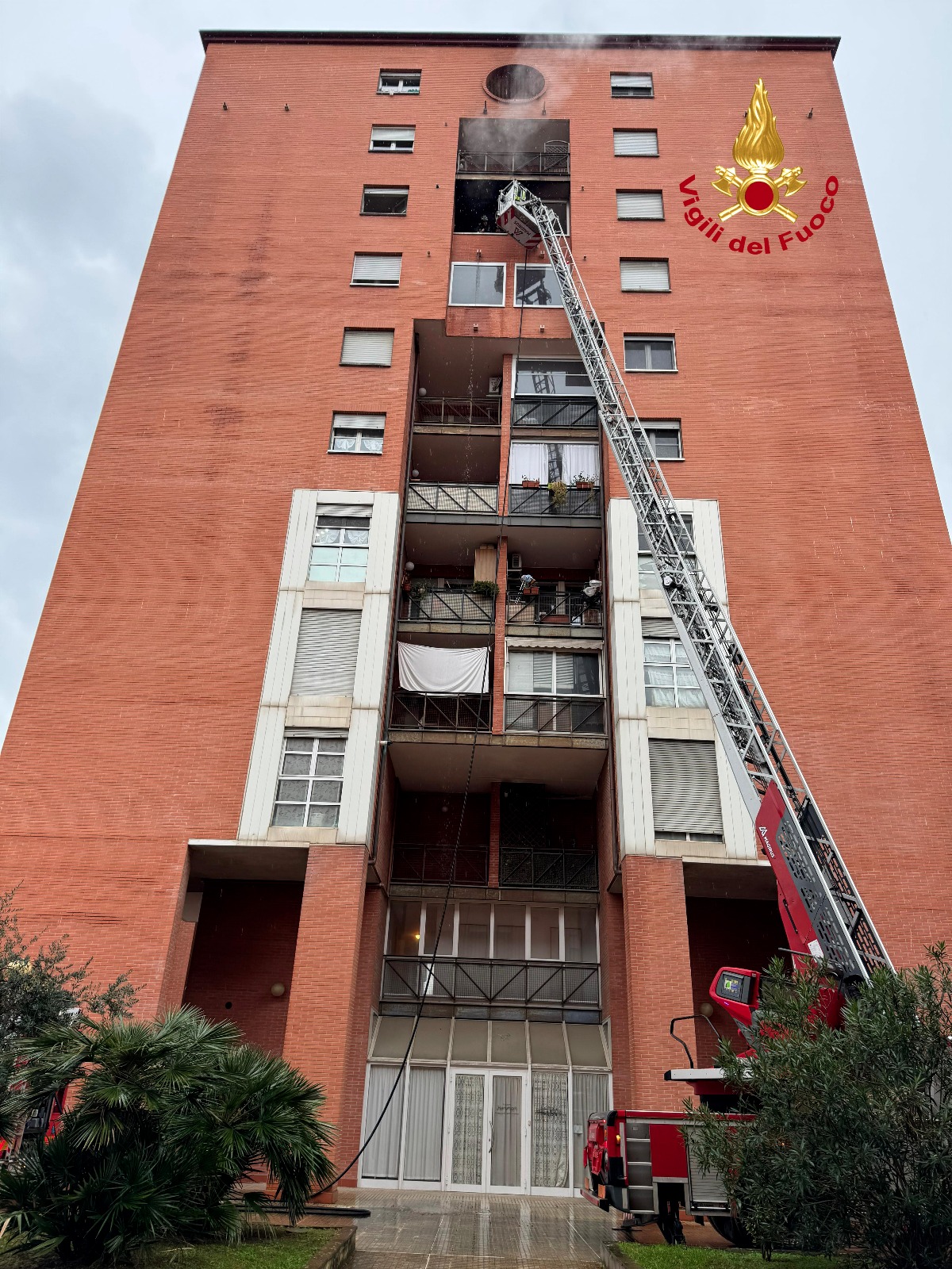 Incendio in via del Cavallaccio (fonte foto VVGG)