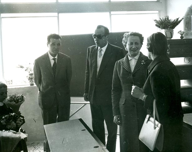 Eleonora Benvenuti Turziani fra gli altri soci fondatori dell ISRT (Fonte foto Istituto della Resistenza)