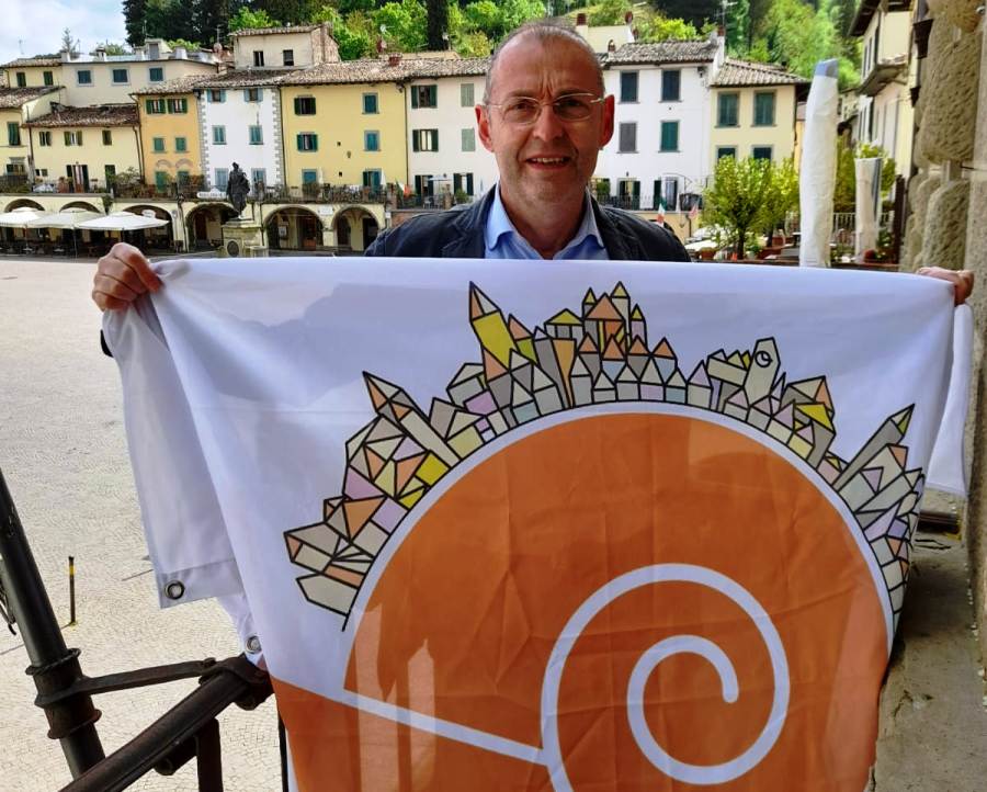 Il sindaco Paolo Sottani e City Slow (Foto da comunicato Comune di Greve in Chianti)