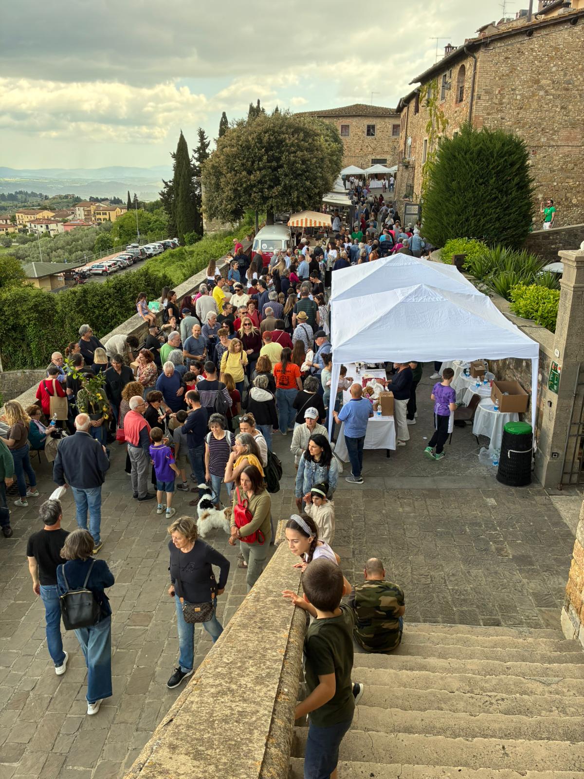 Barberino in Fiore (Foto da comunicato Comune di Barberino Tavarnelle)