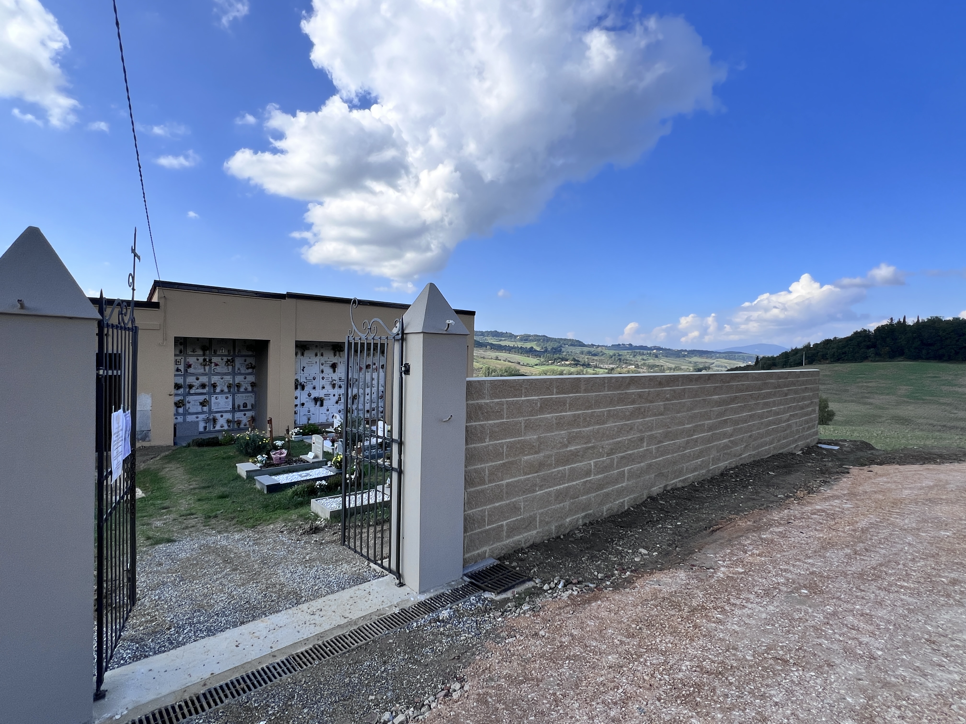 Cimitero Poppiano (fonte foto comunicato stampa)
