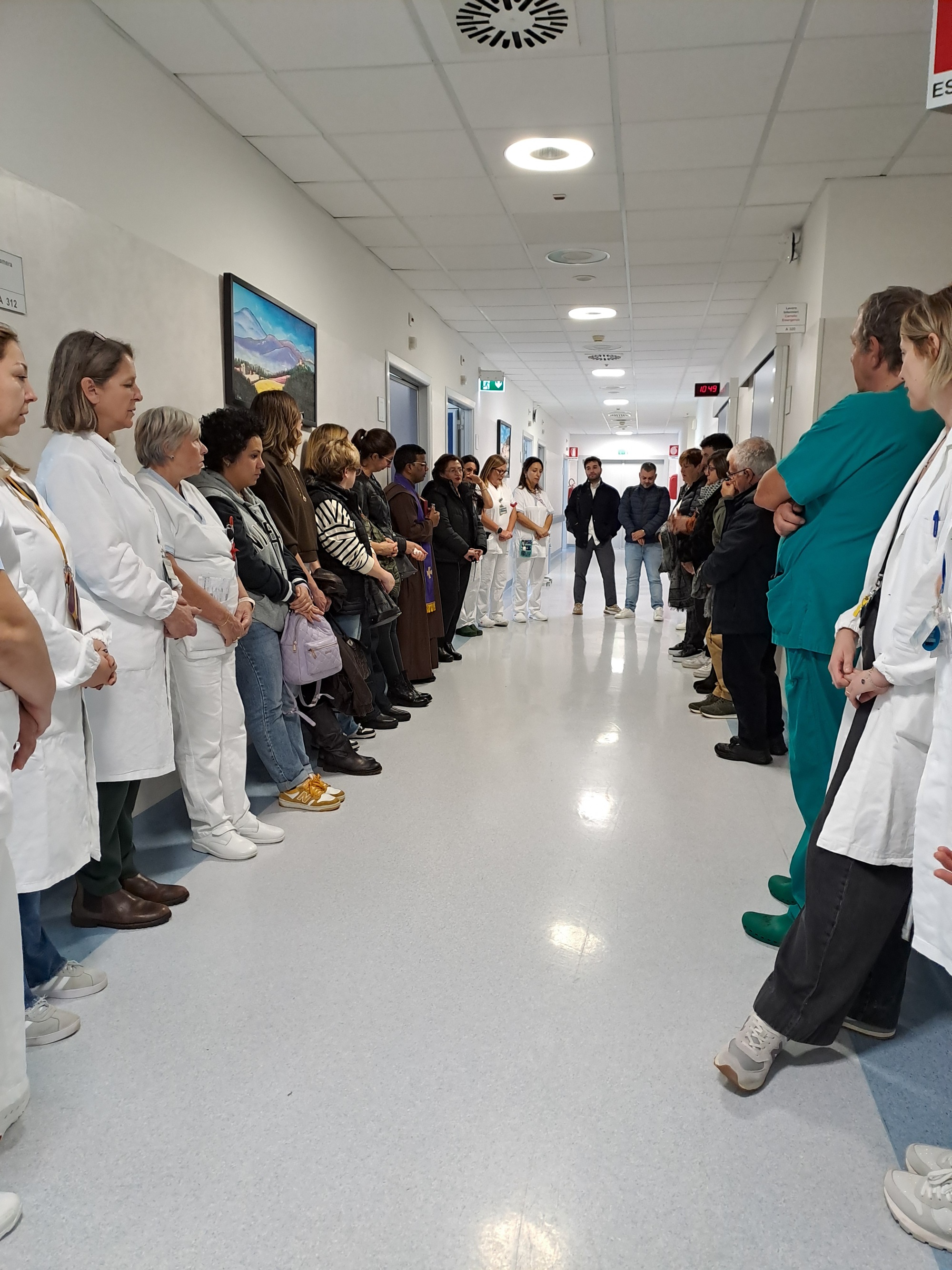 Una targa per ricordare Maria Fortunata Gambardella. Commemorazione in Chirurgia A1 dove lavorava l’infermiera (Fonte foto Ausl Toscana Centro)