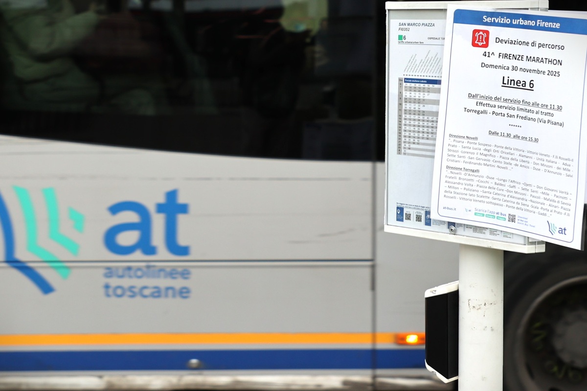Modifiche a bus e tramvia in occasione della 41ª Firenze Marathon (foto Antonello Serino)