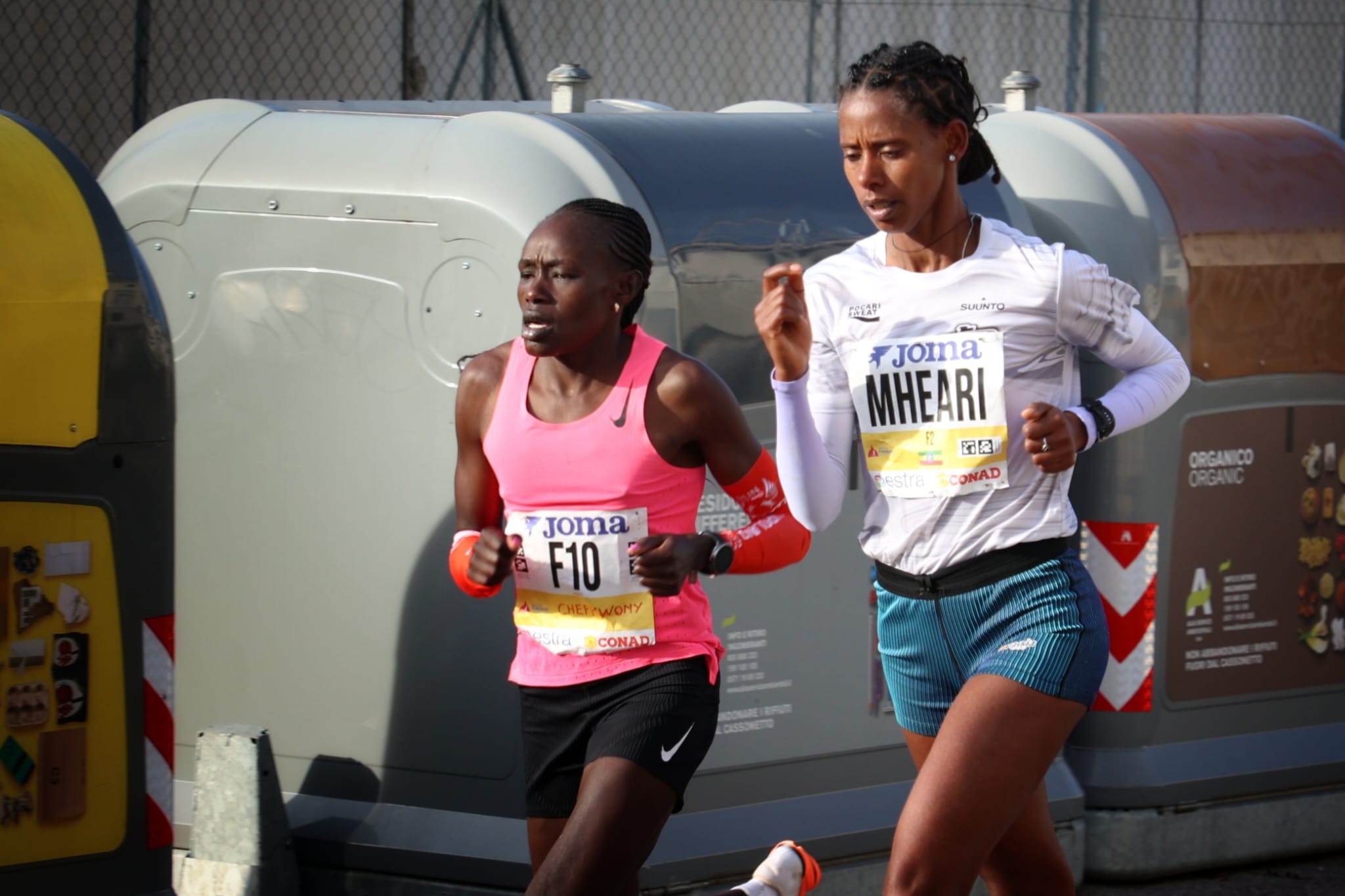 Mheari (a dx), foto di Antonello Serino (Met Ufficio Stampa)