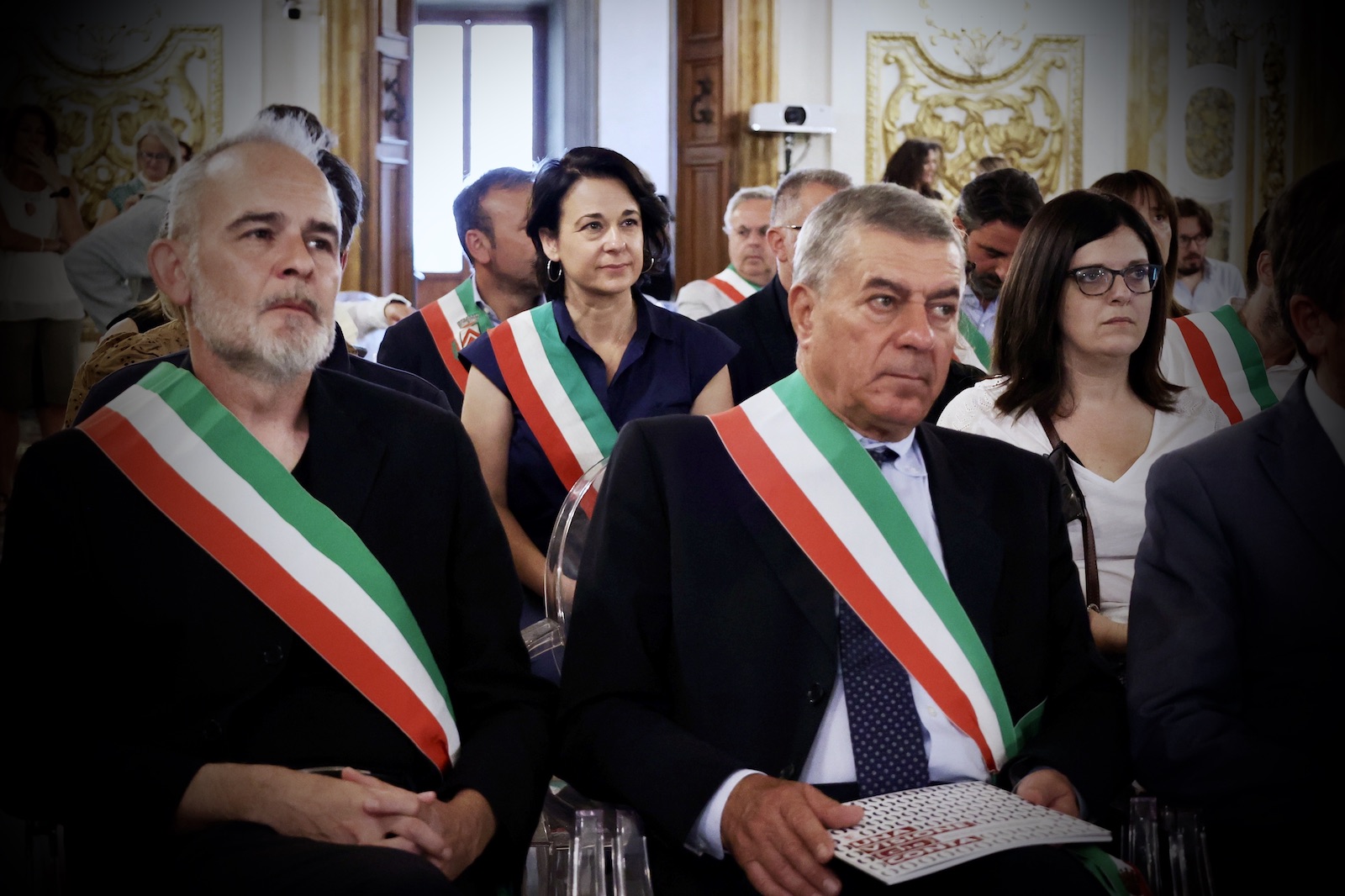 Il sindaco Valerio Pianigiani secondo da sx (foto archivio Antonello Serino - Met Ufficio Stampa)