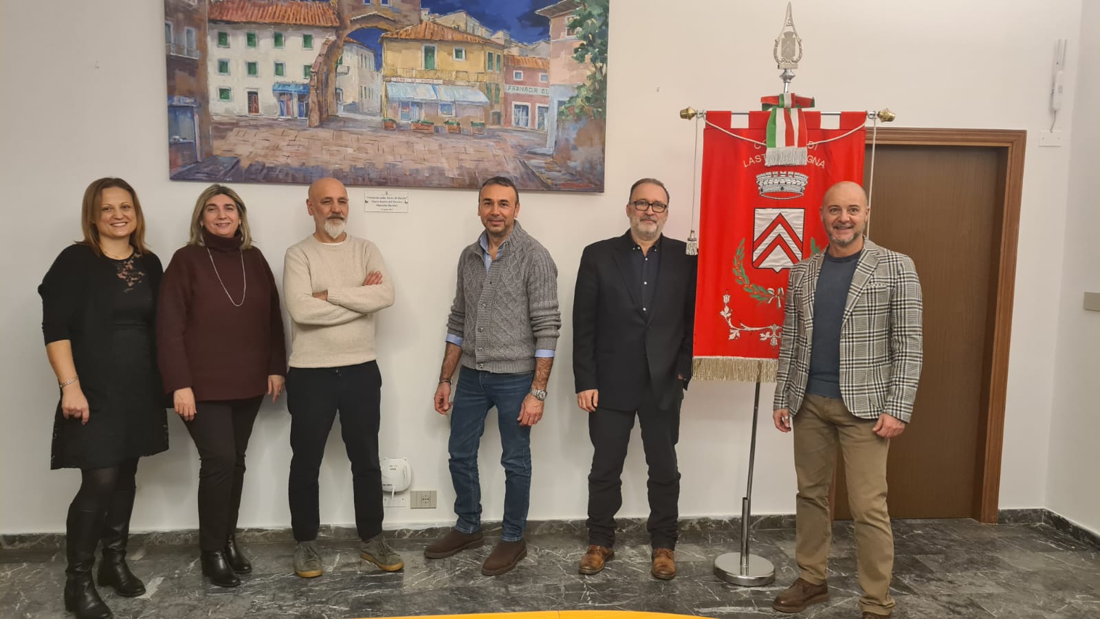 Da sx Silvia Grazzini dirett. Farmacia comunale, Annamaria Di Giovanni vicesindaco e ass. sociale, Antonio Iocca presidente di Farmapiana, il sindaco Emanuele Caporaso, Massimo Lari ass. partecipate e Mario Bogani ass.sviluppo economico (Foto comunicato)