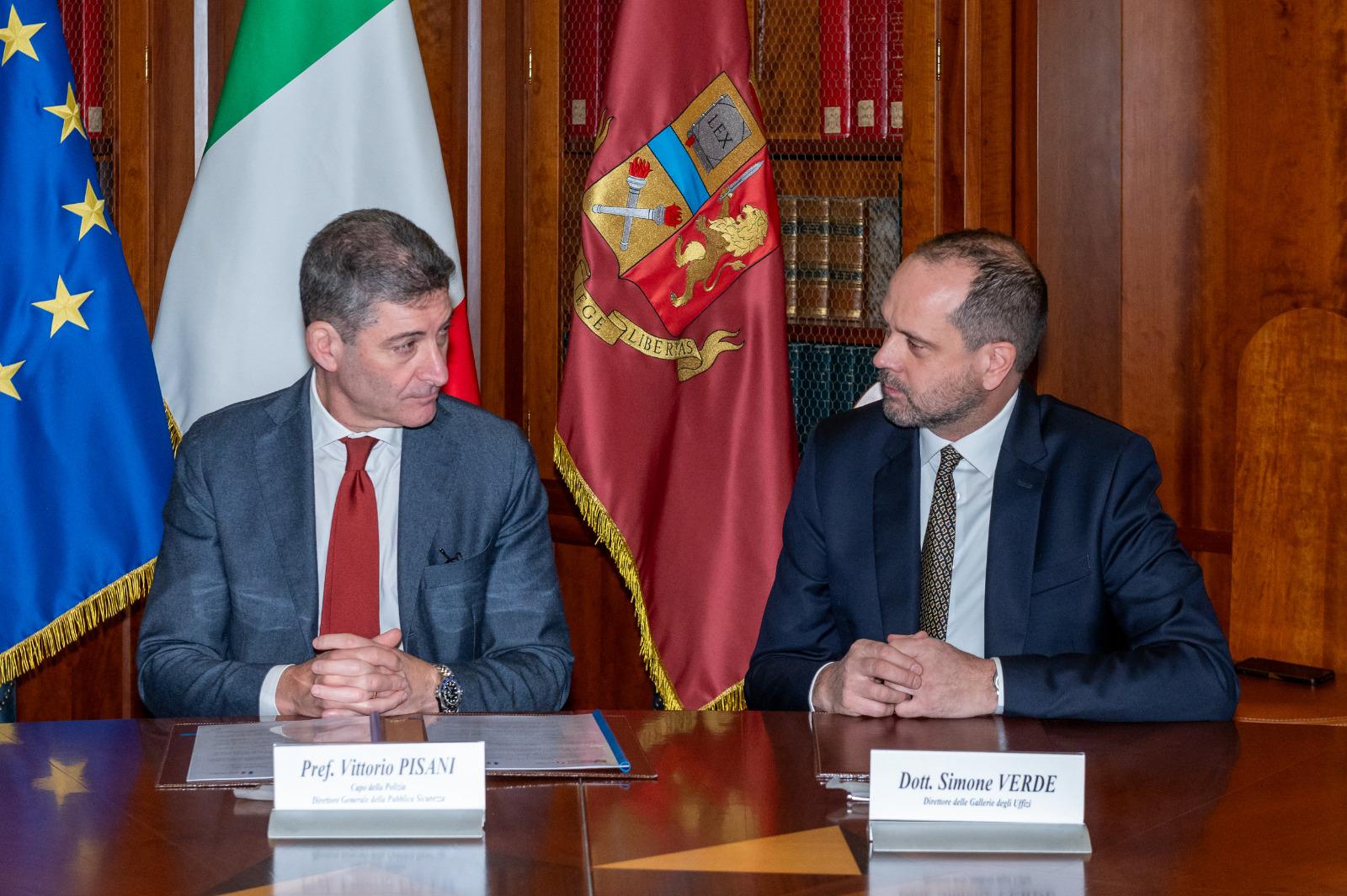 La firma del protocollo (Fonte foto comunicato Gallerie degli Uffizi)