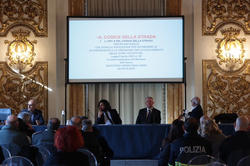 Un ciclismo più semplice, organizzato, sicuro (foto Antonello Serino - Met Ufficio Stampa)