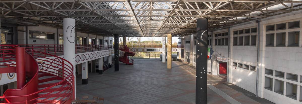 Cortile Russell-Newton