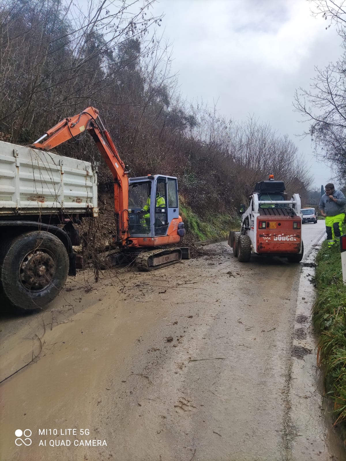 L'intervento di rimozione della frana