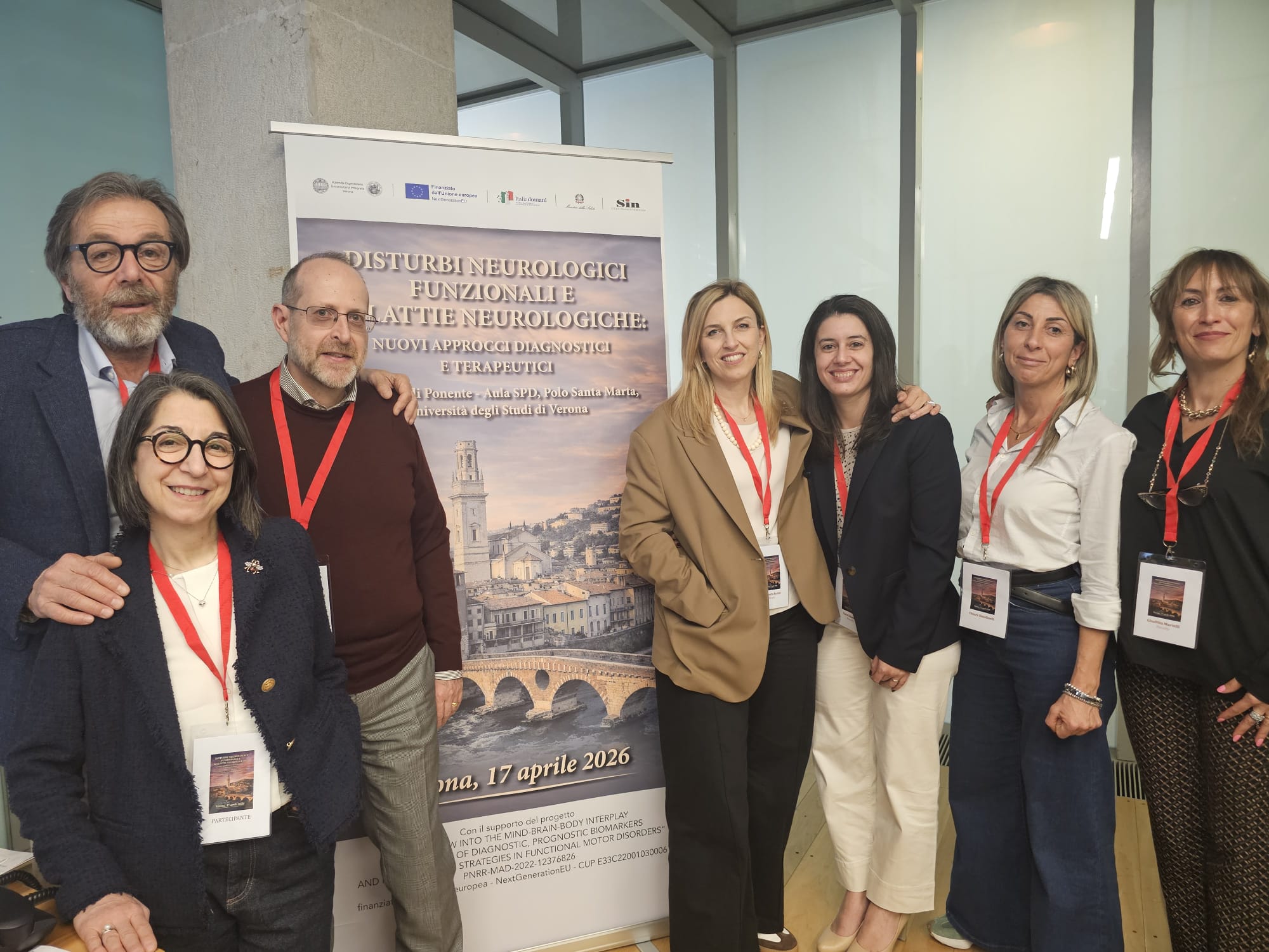 I professionisti dell'Ausl Toscana centro che hanno partecipato al convegno di Verona (Fonte foto Ausl Toscana Centro)
