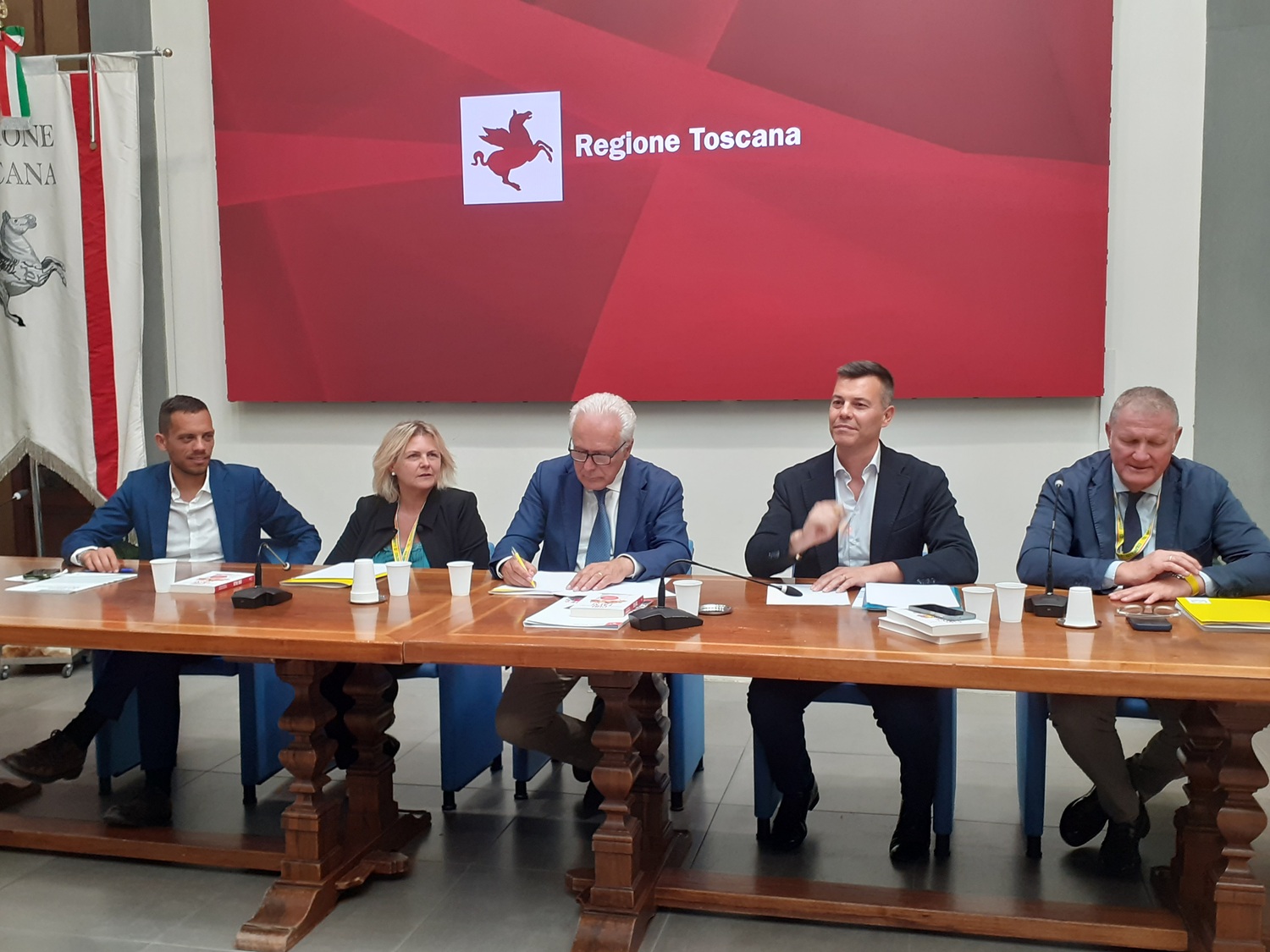 Al tavolo in regione con Giani e i vertici di Coldiretti e Asl Toscana centro (Fonte foto comunciato Ausl Toscana Centro)