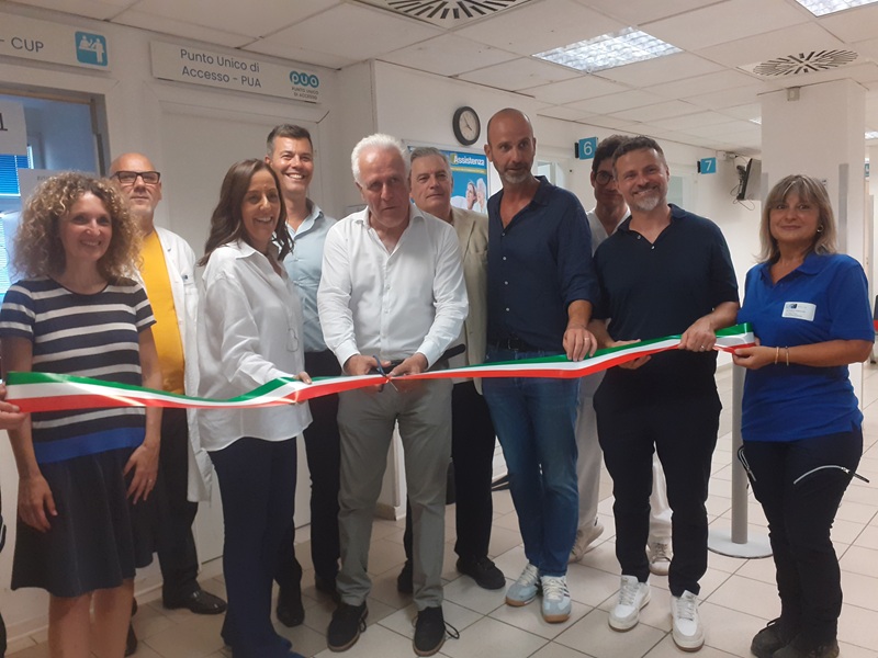 Un momento dell'inaugurazione (Fonte foto comunicato Ausl Toscana Centro)