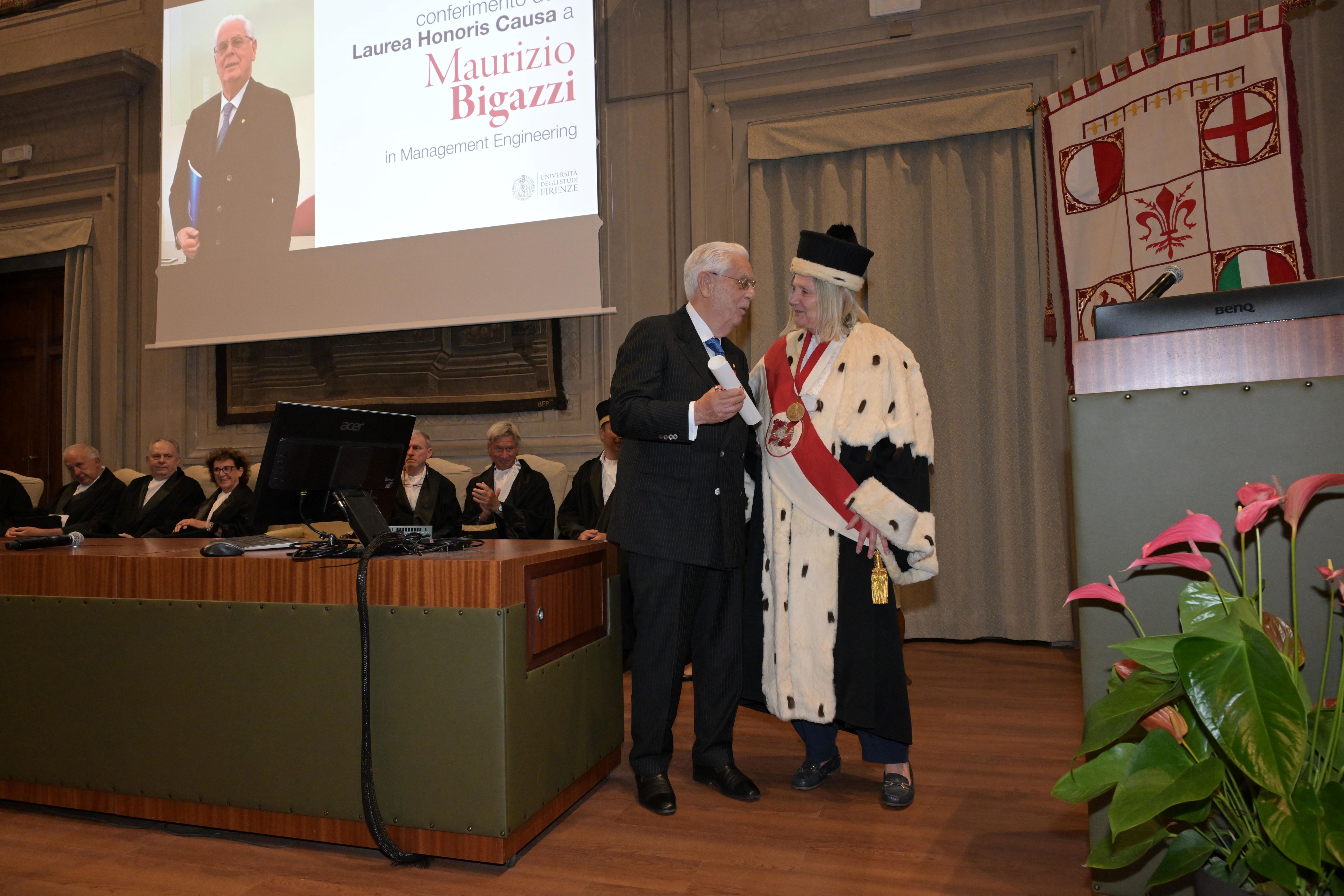 Un momento della cerimonia (Fonte foto Università degli Studi di Firenze)