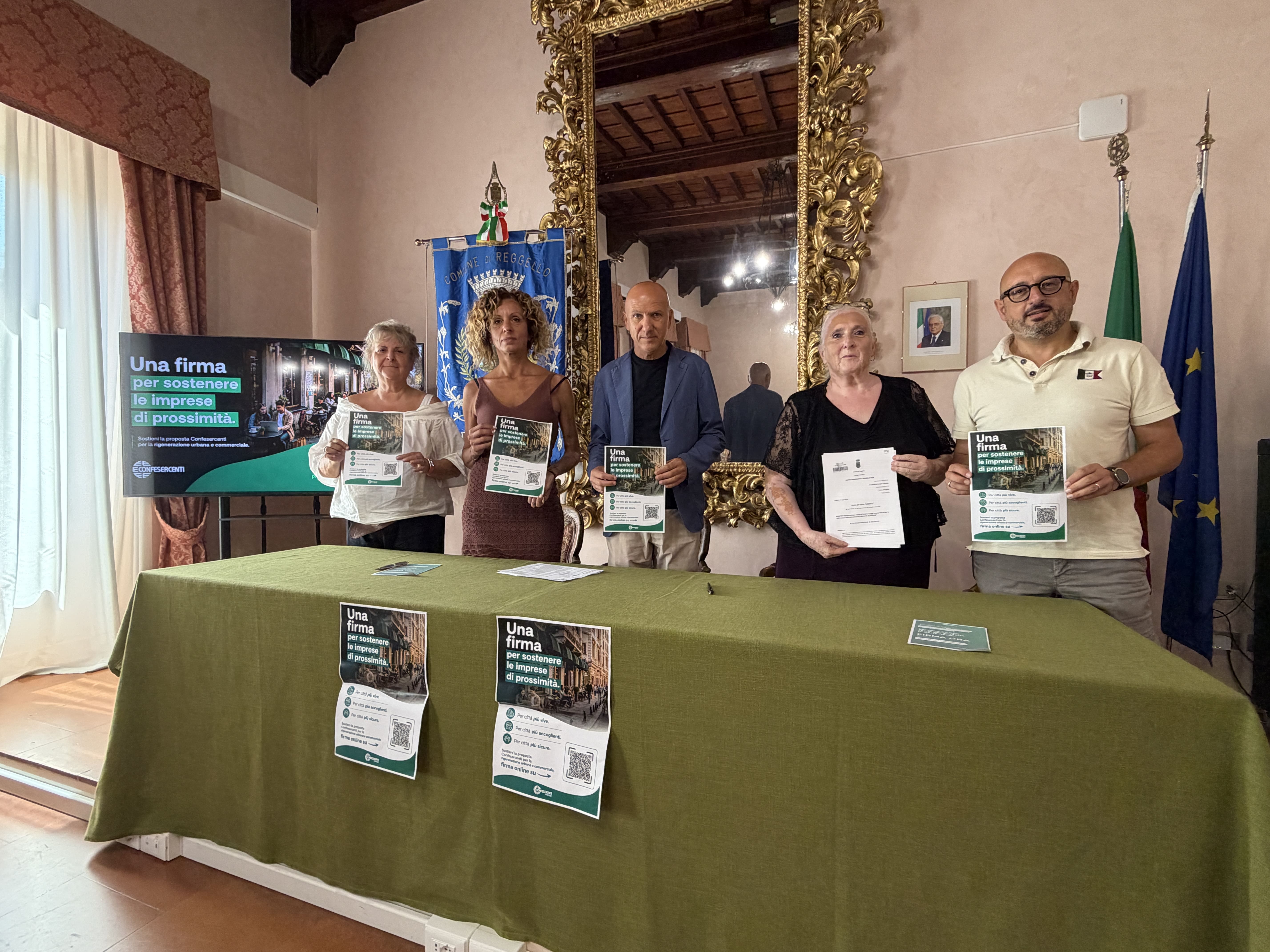 Firma adesione Comune di Reggello a raccolta firme di Confesercenti