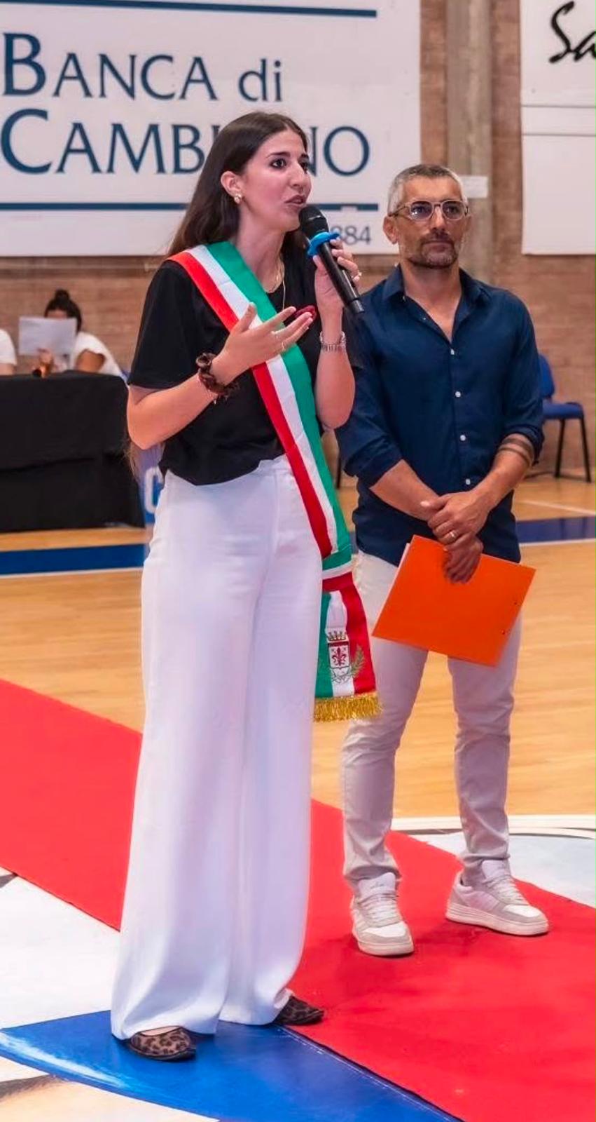 la Sindaca Gianni
