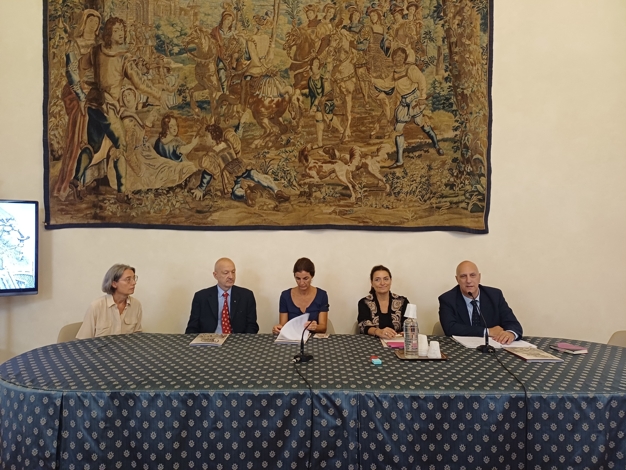 Al Tavolo da destra Michele Brancale, Alessia Bettini,  Valentina Zucchi, Daniel Blau, Silvia Barducci - Foto Città Metropolitana di Firenze