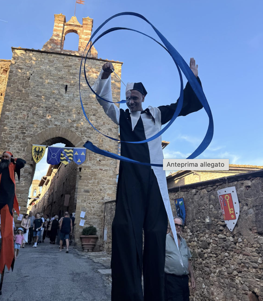 Omaggio collettivo alla vita medievale di Barberino Val d'Elsa (Fonte foto comunicato Comune di Barberino Tavarnelle)