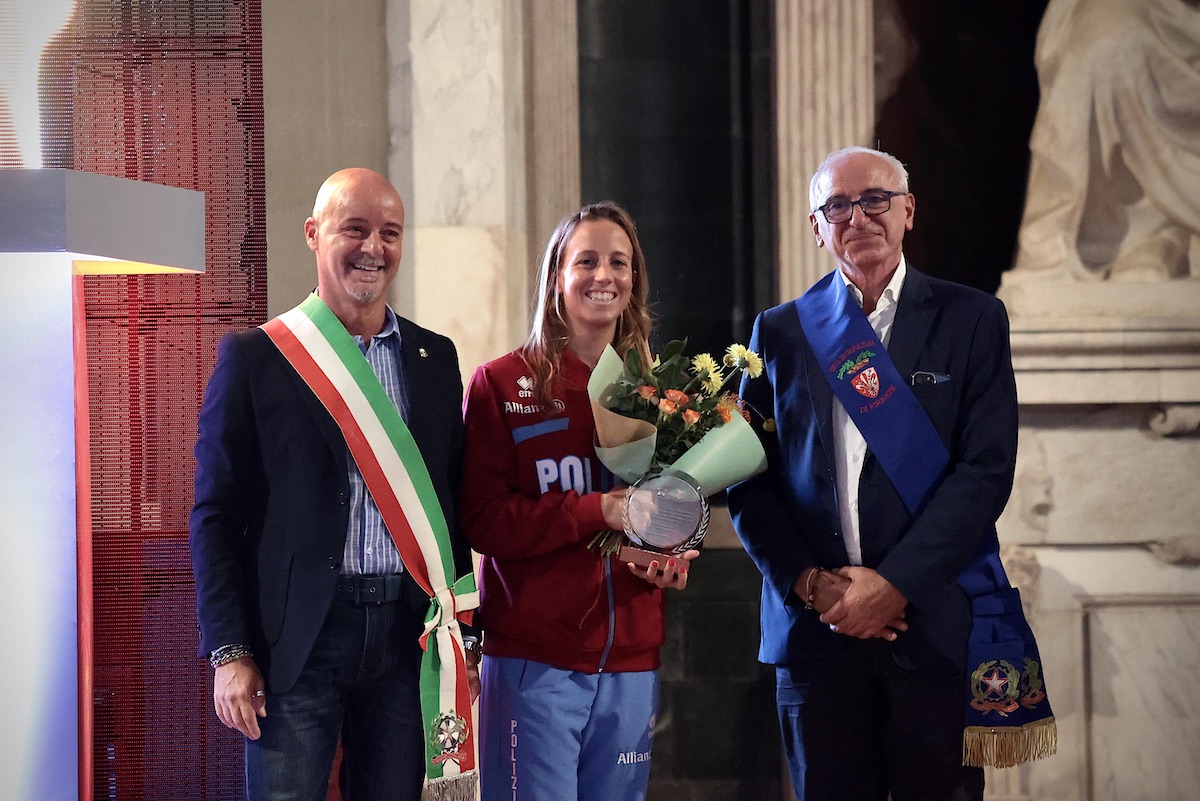 Un momento della premiazione di Ginevra Teddeucci (foto Antonello Serino - Met Ufficio Stampa)