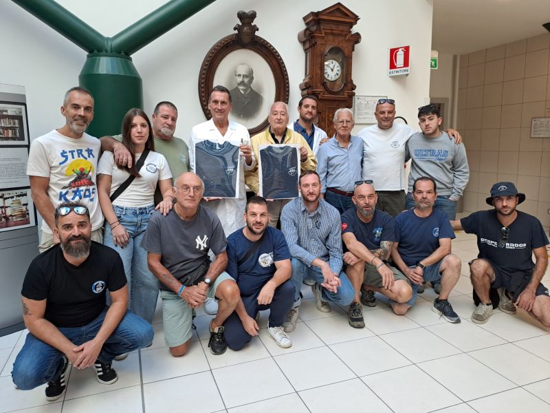 Foto di gruppo Pediatria San Giuseppe (fonte foto Ausl Toscana Centro)