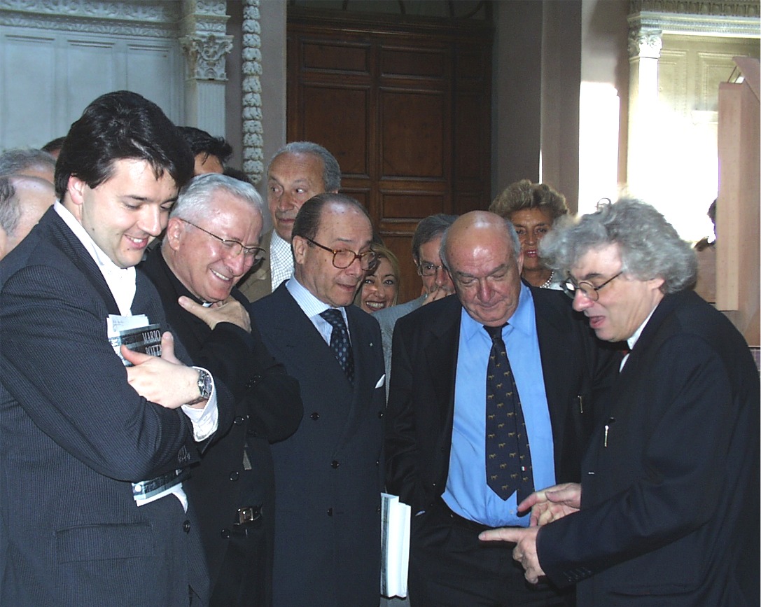 Da sinistra il presidente Renzi, Monsignor Antonelli, il presidente dellEnte Cassa di Risparmo Speranza, il Sovrintendente Paolucci, Mario Botta