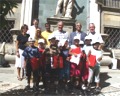 Il presidente Roselli, in alto al cento, e il consigliere Romei, ultimo a destra in alto, con i bambini saharawi e i loro accompagnatori